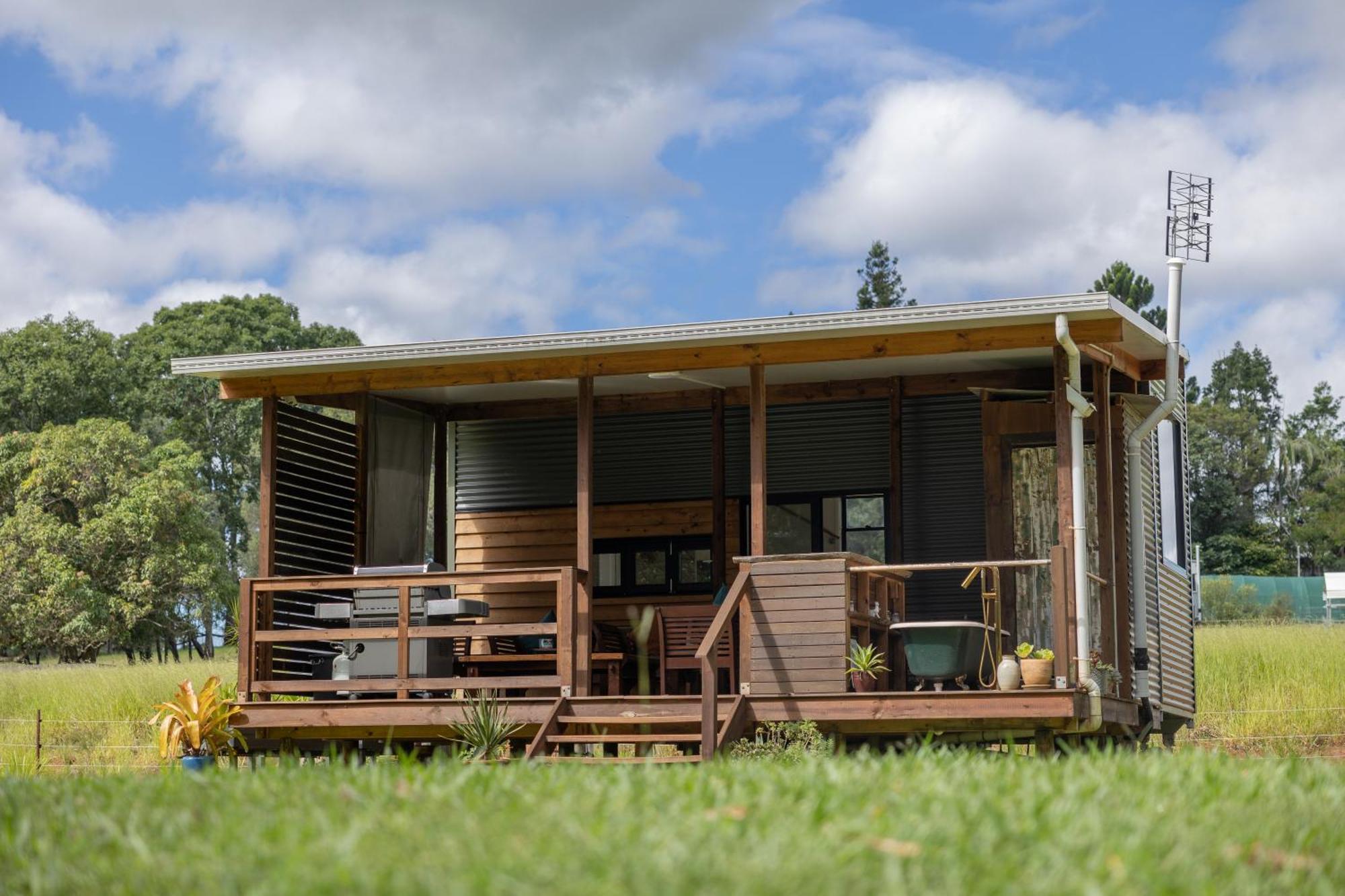 Blackwattle Farm Beerwah Room photo